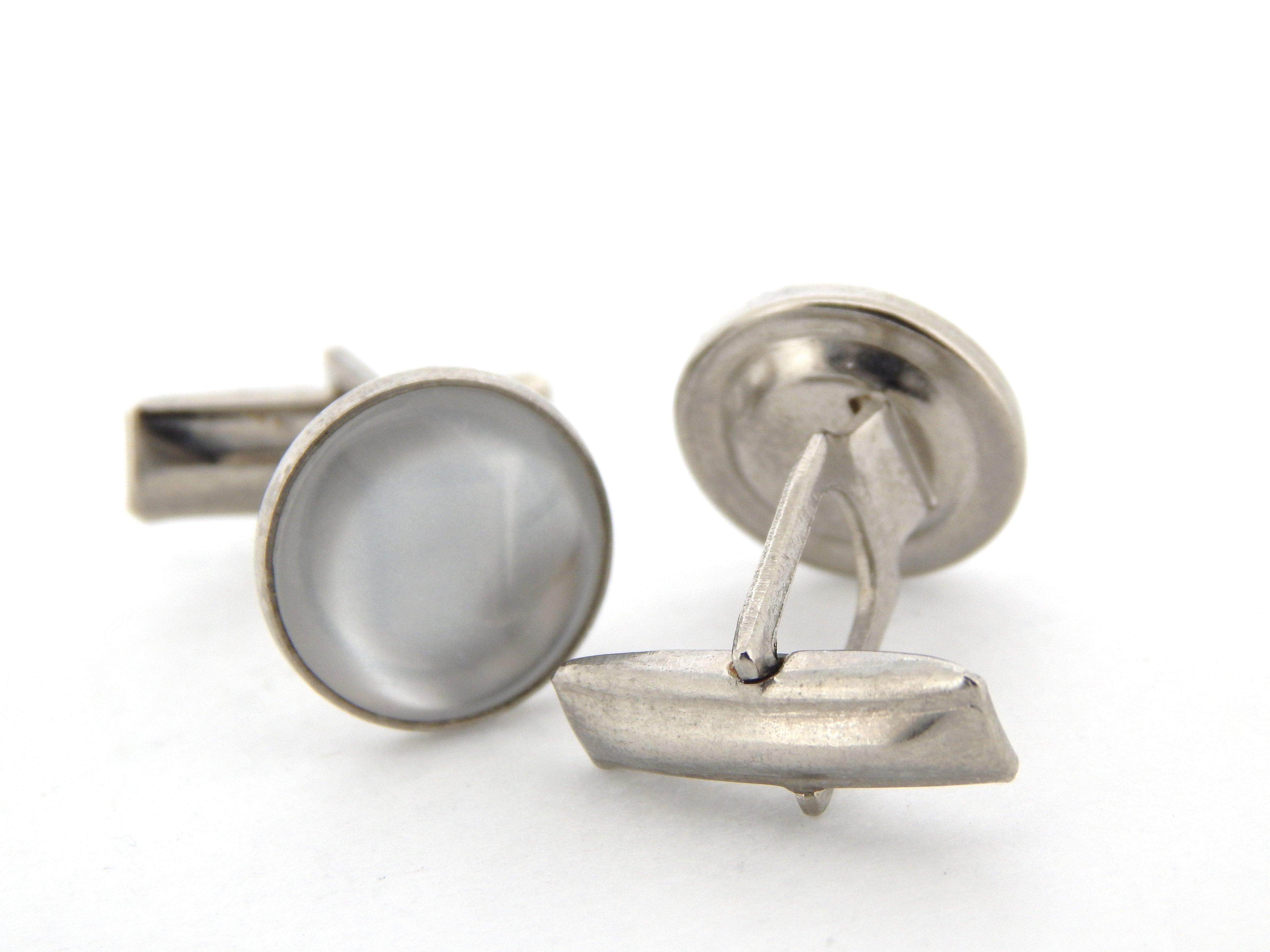 GENUINE STAINLESS STEEL SILVER ENAMEL CUFFLINK SET (SKU BTCL006N)