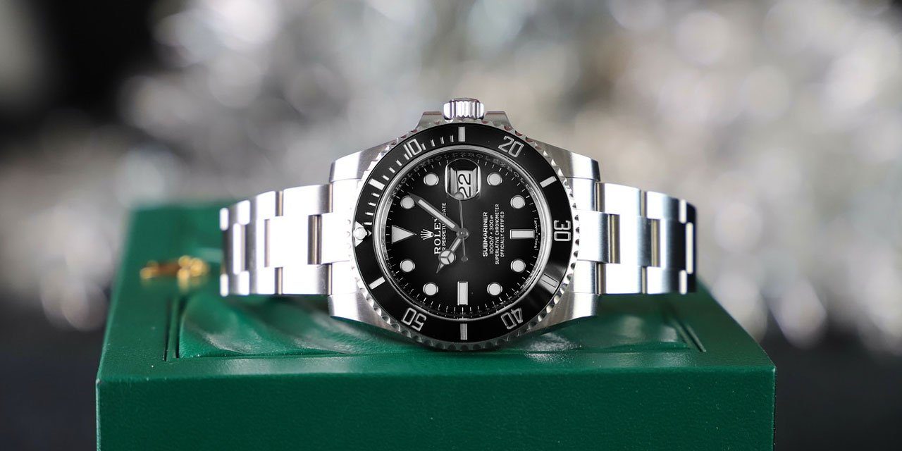 Post image for A Pre-Loved Rolex Submariner Will Complement Even the Classiest Suit You Could Wear