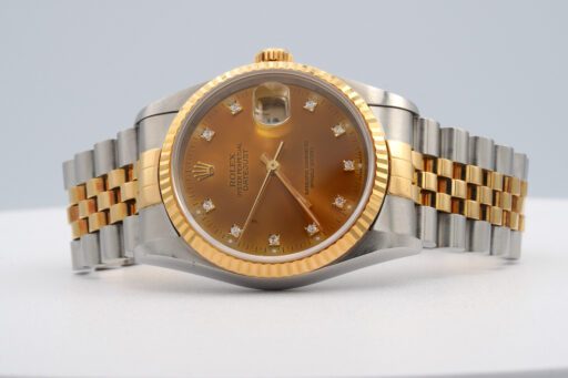 S825300AMT2